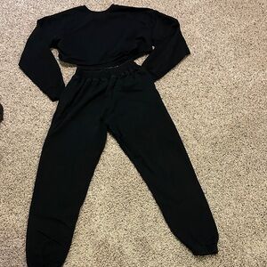 Missguided Black Cropped Sweatshirt & Joggers Set